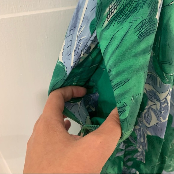 TCEC Hydrangea Floral A-Line Ruffle Bust Detail Feminine Preppy Midi Dress - Picture 6 of 16